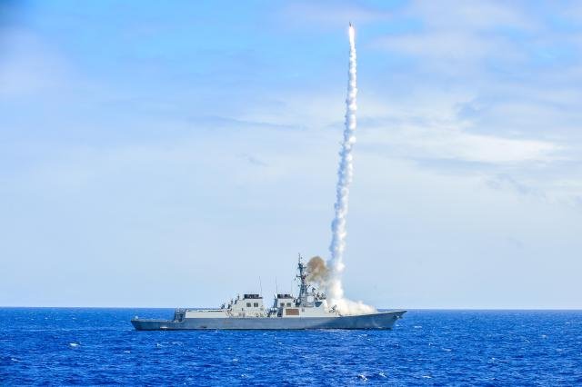 2024 ȯƷRIMPAC  ر  DDG 7600 10 Ͽ ð 9  Ͽ α ػ󿡼  ϴ ǥ⸦  SM-2 Դź ǻ  ϼߴٻر