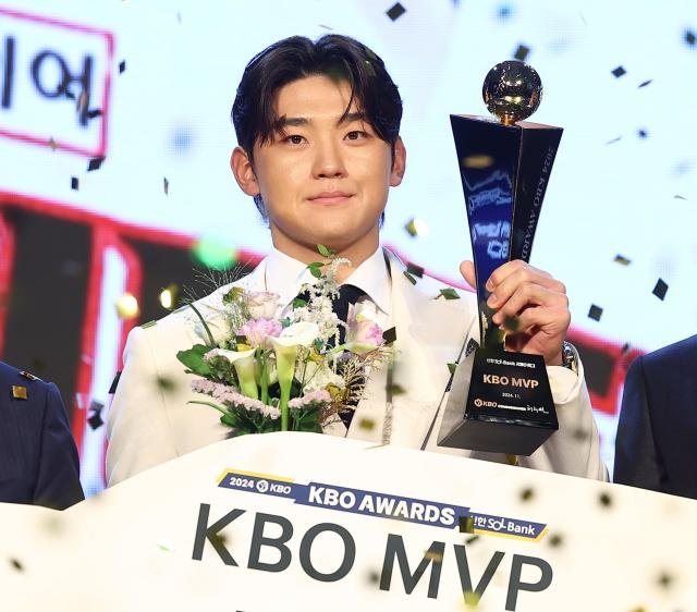 26   ı Եȣ 忡  2024  SOLũ KBO ûĿ Խ ֿMVP  KIA 赵 Կ ϰ ִ մ