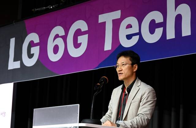 躴 LG ְå λ    LG̾ũ  6G ũ 佺Ÿ ȯ縦 ϰ ִ. /LG